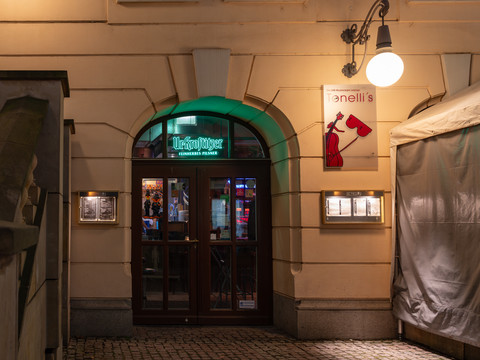 Die Musikkneipe Tonelli's befindet sich im Städtischen Kaufhaus der Leipziger Innenstadt, Gastronomie