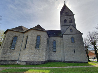 Bad Driburg_Ortschaft Reelsen_St. Martinus Kirche.jpg