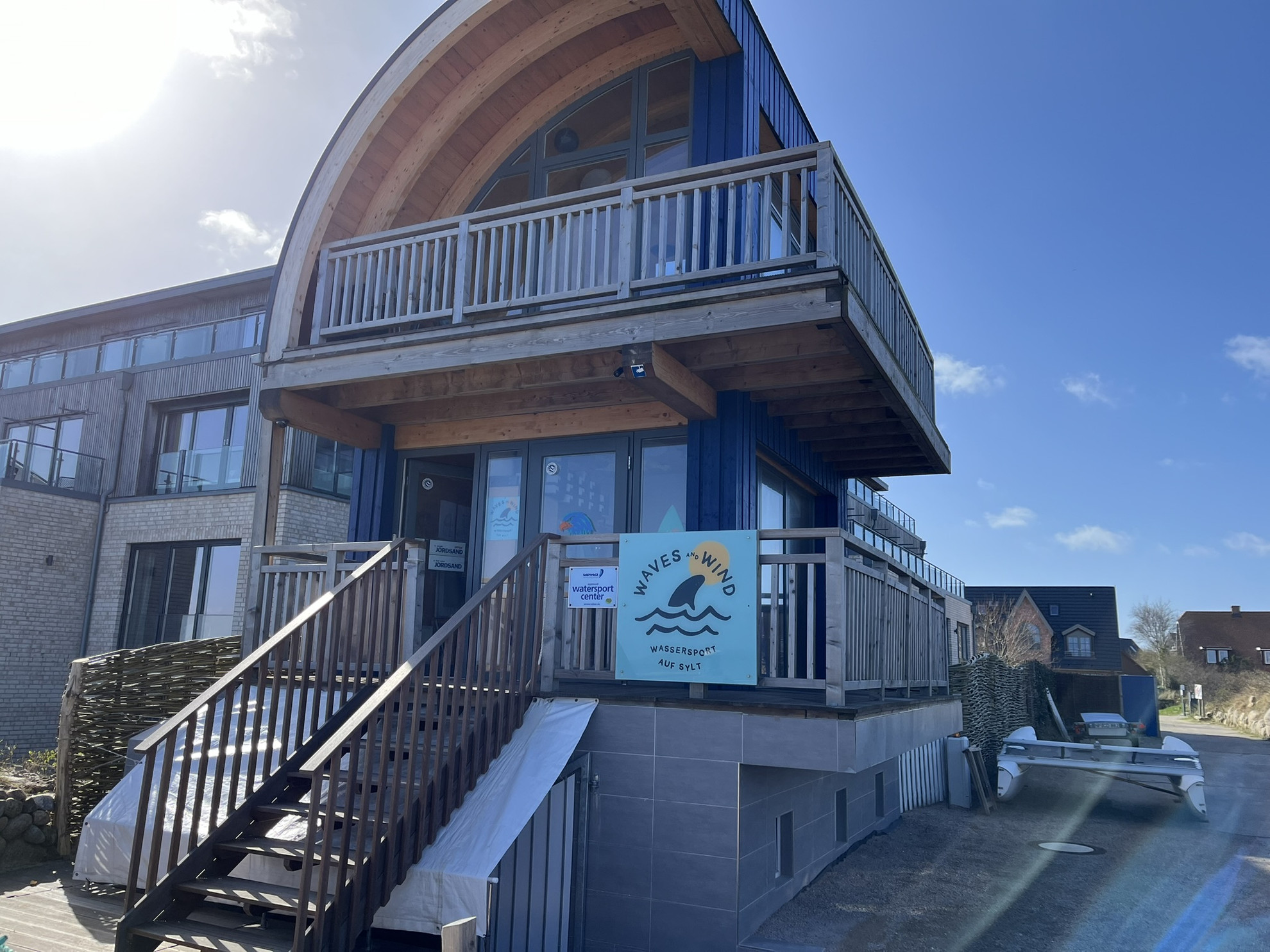 "Waves and Wind" Surfschule in List auf Sylt