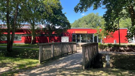 Eingang zum Vissel-Bad