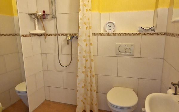 Duschbad des Gästezimmers im Haus Stracke