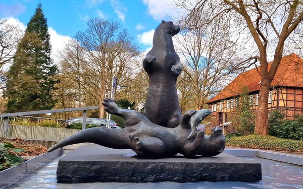 Otterplastik am Rotenburger Kreishaus