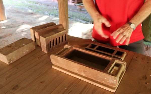 Lehmklassenzimmer der Ziegelei Pape Bevern