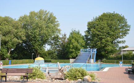 Freibad am Bolzberg2019 copyright Gemeinde Ilsede.jpg