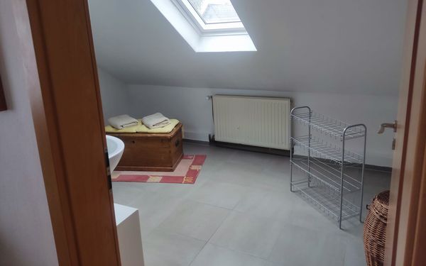 Einblick ins Bad der Unterkunft Mau