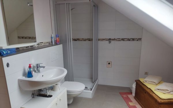 Badezimmer der Unterkunft Mau