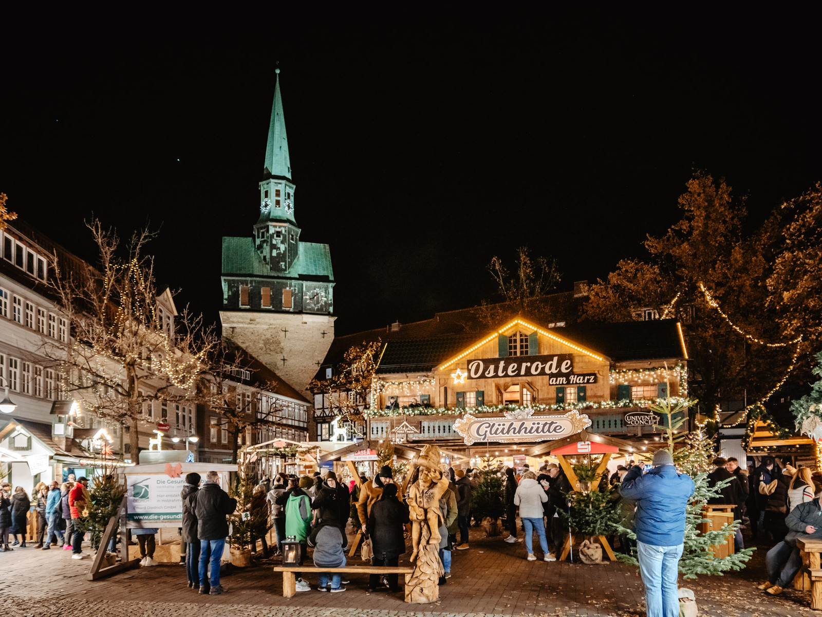Osteroder Weihnachtsmarkt Glühhütte