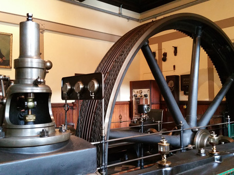 Dampfmaschine im Wülfingmuseum