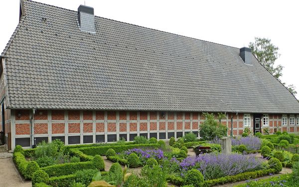 Toller Bauerngarten beim Heimathaus Rotenburg
