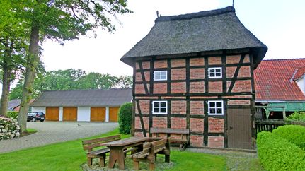 Honigspeicher in Bartelsdorf mit Rastplatz