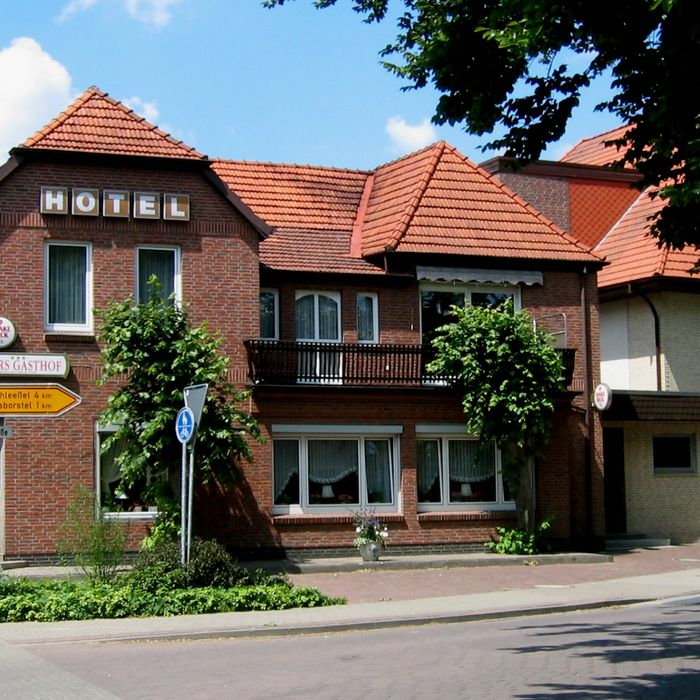 Außenansicht des Gasthof Röhrs in Sottrum