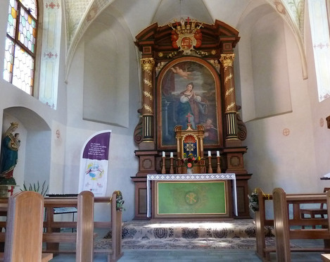 Innenraum der Kluskapelle St. Lucia