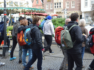 Wanderer auf dem Marktplatz von Rheine