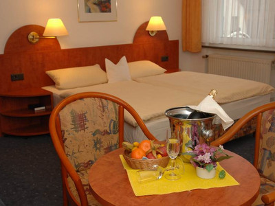 Hotel Zum Röddenberg - Zimmerbeispiel
