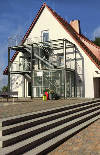 Jugendgästehaus Rödinghausen - Terrasse und Eingang