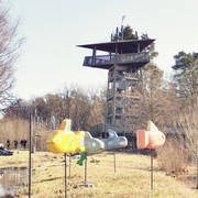 Blick auf den Aussichtsturm im Gartenschaupark Rietberg