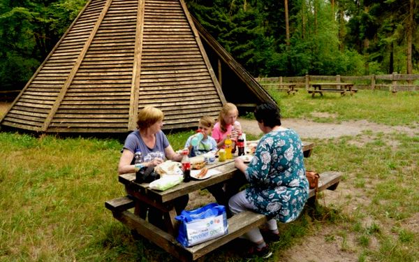 Grillhütte im Großen Holz bei Zeven