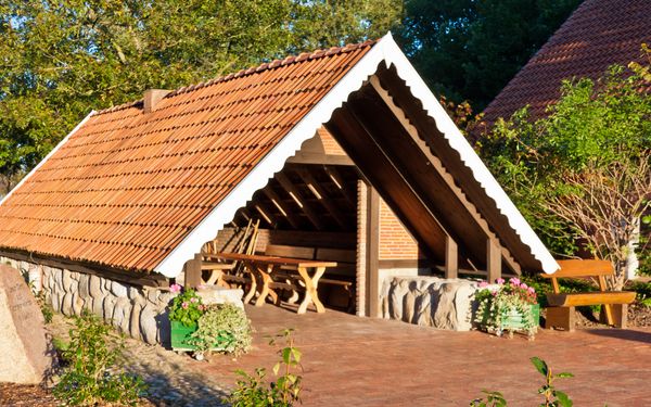 Backhaus beim Heimathaus Mehedorf