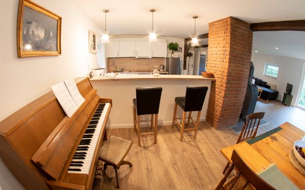 Küchenbereich der Ferienwohnung Bullerbü