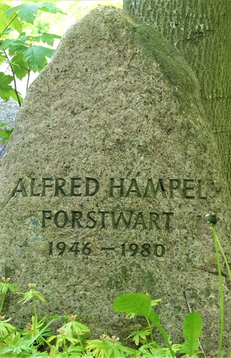 Gedenkstein Forstwart Alfred Hampel