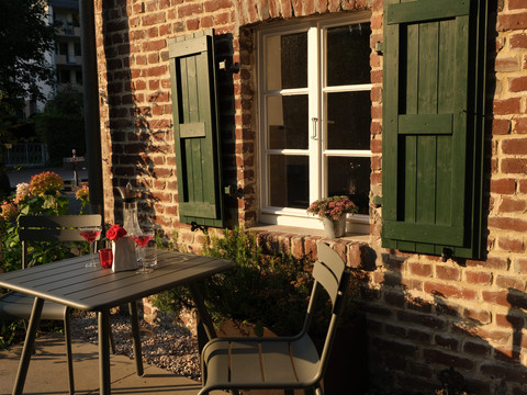 Café Buchmühle Fensterläden