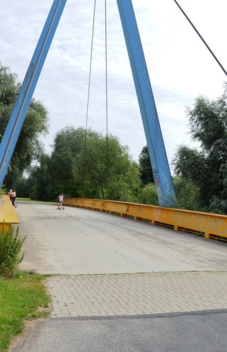 Brücke zur Insel im Salzgittersee