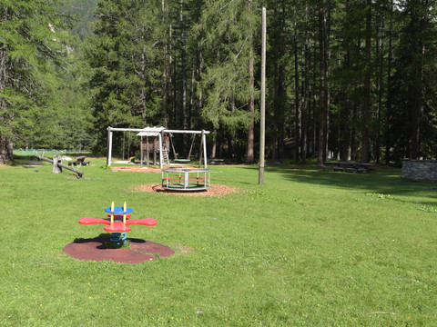 Robinson Spielplatz Oberwald