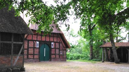 Der Innenhof des Heimathauses auf der "Greven Worth" in Selsingen