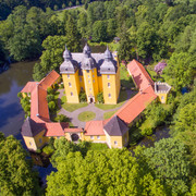 Luftbild vom Jagdschloss Holte in Schloß Holte-Stukenbrock