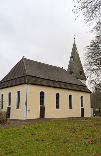 Kirche Stapelage_2©Tourist-Information Lage.jpg