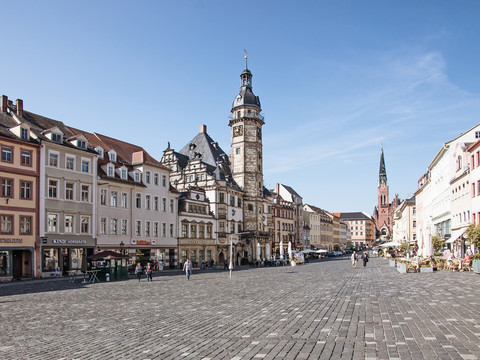 Blick auf den historischen Marktplatz in Altenburg.