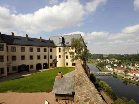 Innenhof von Burg Mildenstein mit Aussicht auf Leisnig, Ausflug, Sehenswürdigkeiten