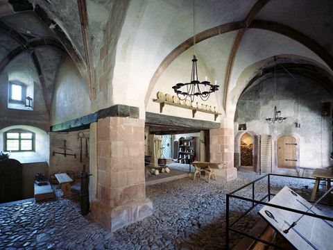 Innenansicht der ehemaligen Küche auf Schloss Rochlitz, Ausstellung, Sehenswürdigkeiten