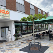 Cyclo Restaurant | Hausansicht