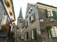 Ville haute de Mettmann avec maison historique de la ville et église Saint-Lambert