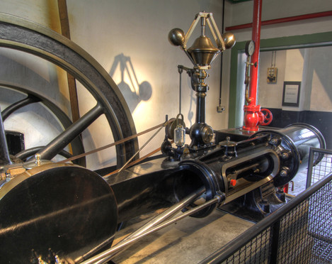 Hilden'deki Wilhelm Fabry Müzesi'ndeki buhar motoru