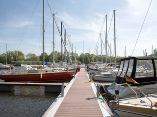 Marina Hooksiel, Hafen