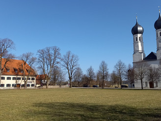 Wallfahrtskirche Weihenlinden mit Gasthaus
