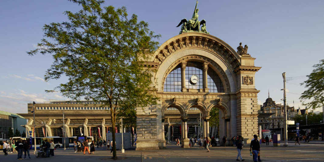 Lucerne Train Station Sight Lucerne Train Station Sight