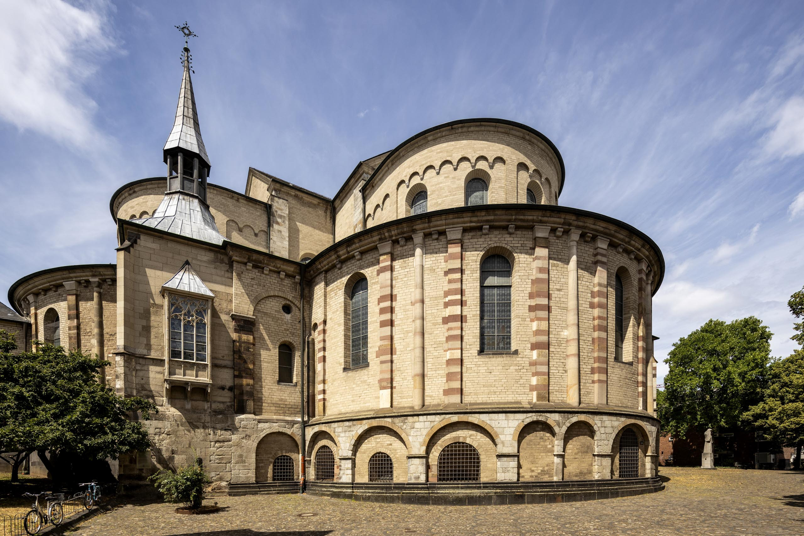 St. Maria im Kapitol Cologne: Romanesque church with Treasures