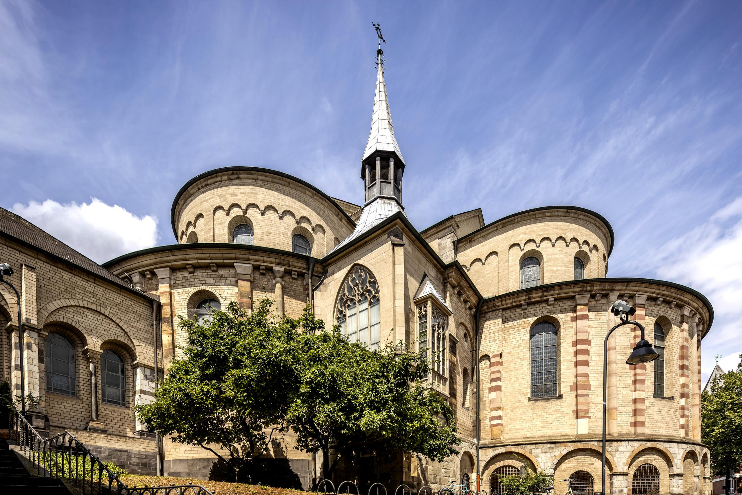 St. Maria im Kapitol Cologne: Romanesque church with Treasures