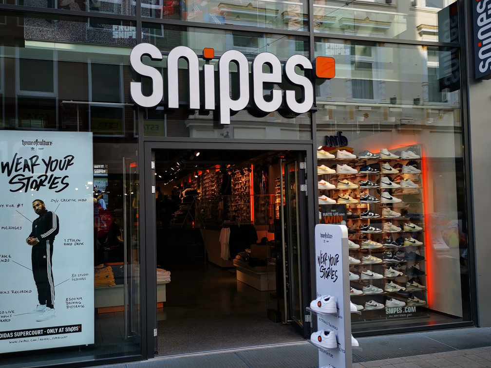 SNIPES