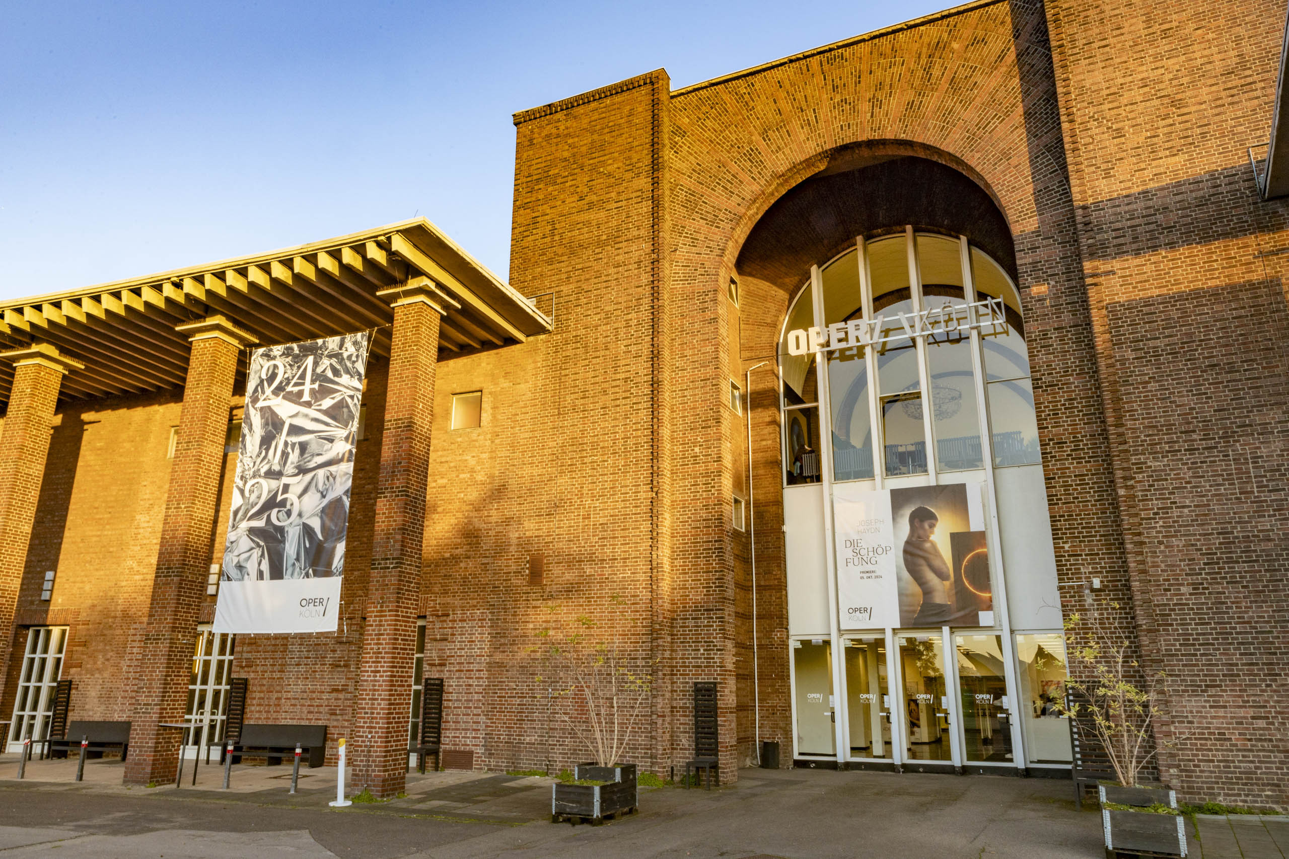 Oper Köln im StaatenHaus | KölnTourismus