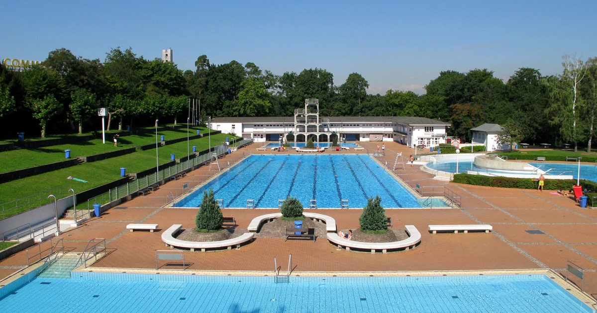 Freibad Hallenbad Fondli