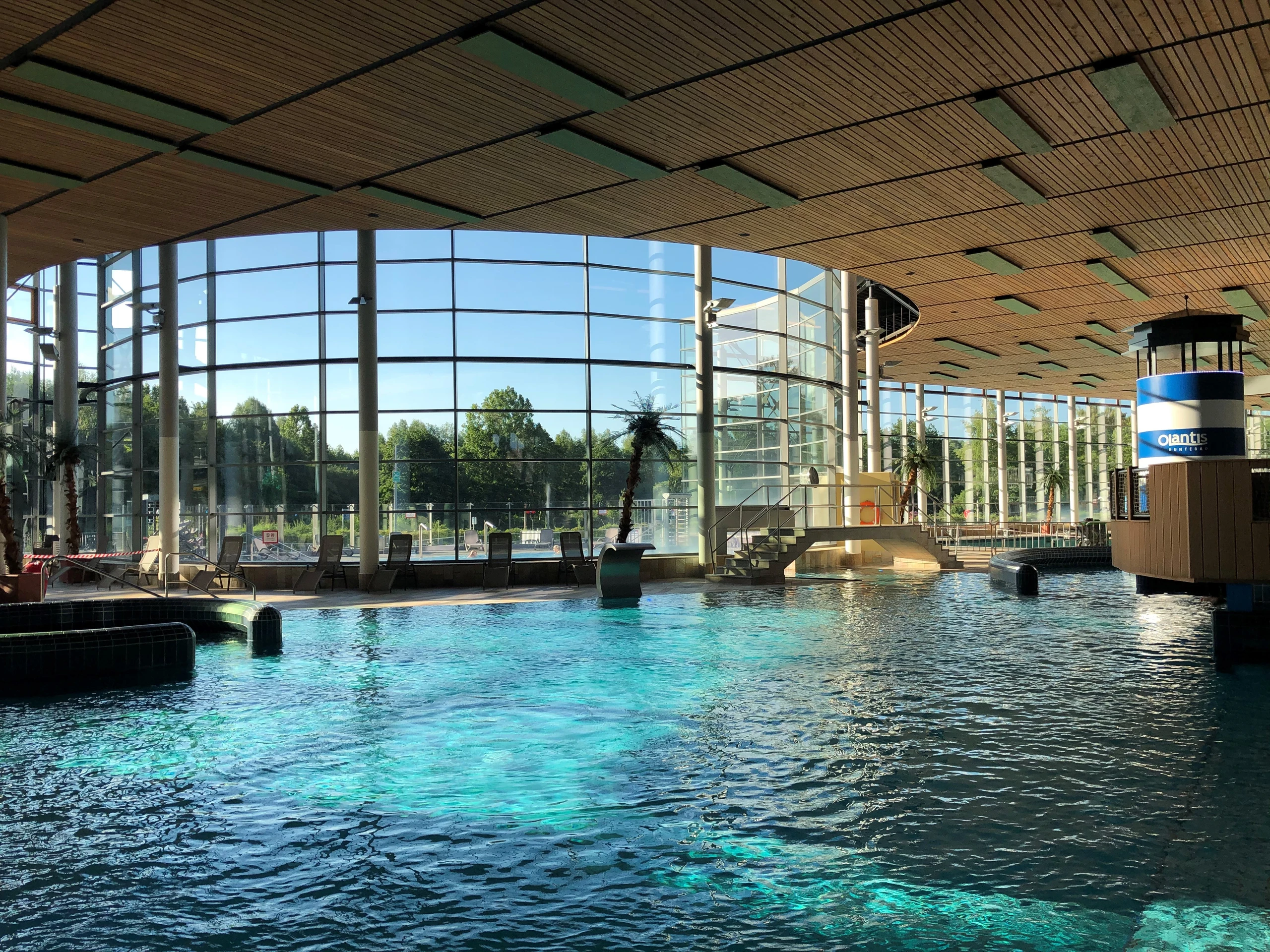 Schwimmbad OLantis Huntebad in Oldenburg mit Saunabereich