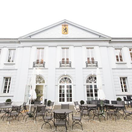 Vue extérieure de l&#39;ancien hôtel de ville de Kerres façade.jpg