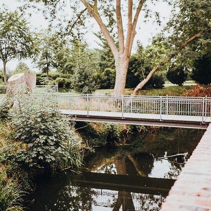 Kerres Burg Bubenheim Brücke Außen.JPG