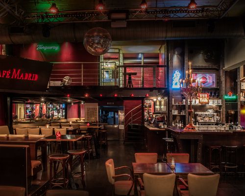 Cafe Madrid (c) Christoph Görres _ ORA GmbH (3).jpg