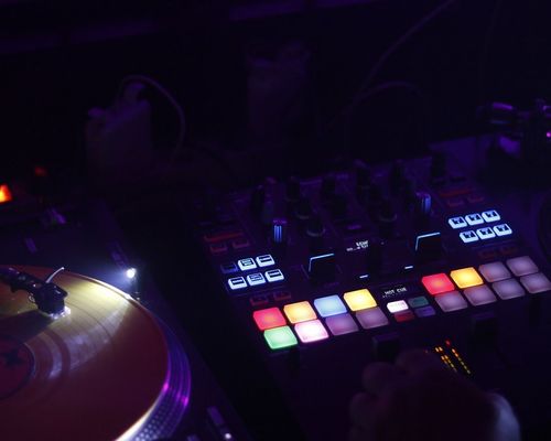 Party_Club_Pixabay.jpg