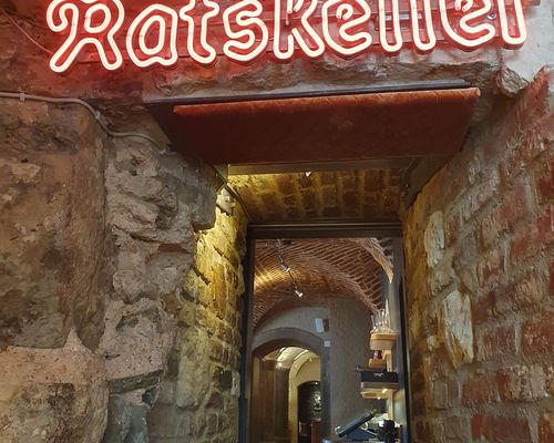 Postwagen Zum Ratskeller Durchgang